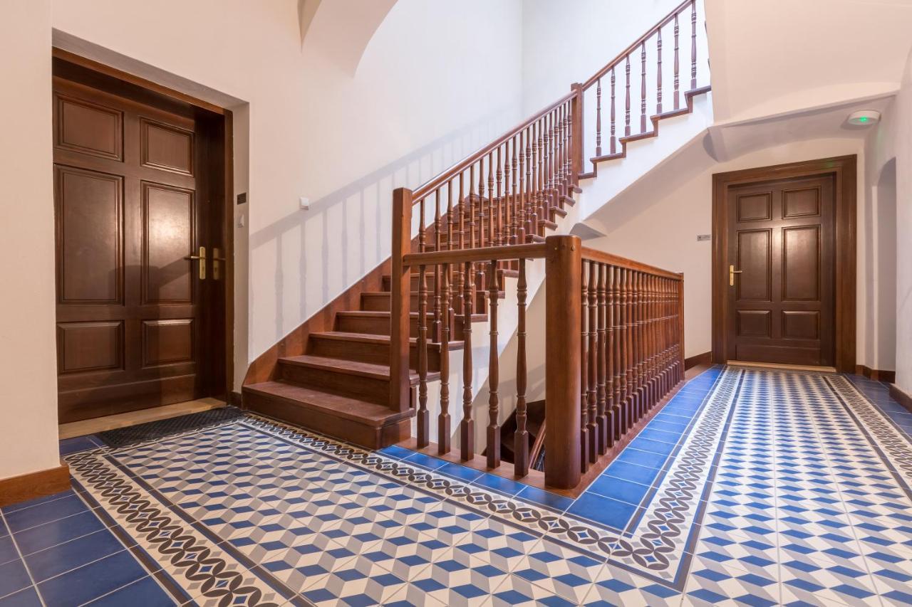 Cadena Gallery Apartments Matejko Krakow Ngoại thất bức ảnh
